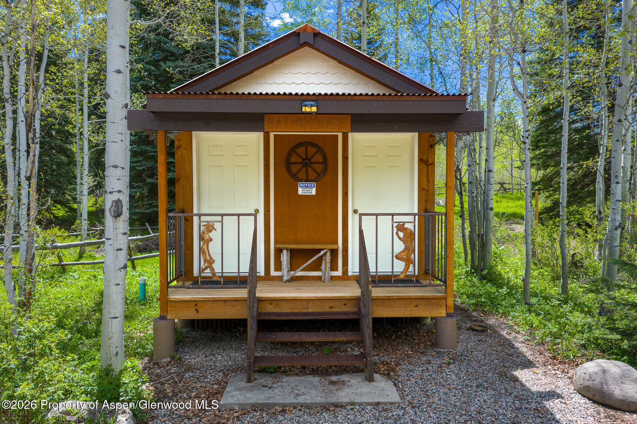 12123 Co Road New Castle, CO 81647 - Photo 12 of 30 12 Outlaw Bathhuose