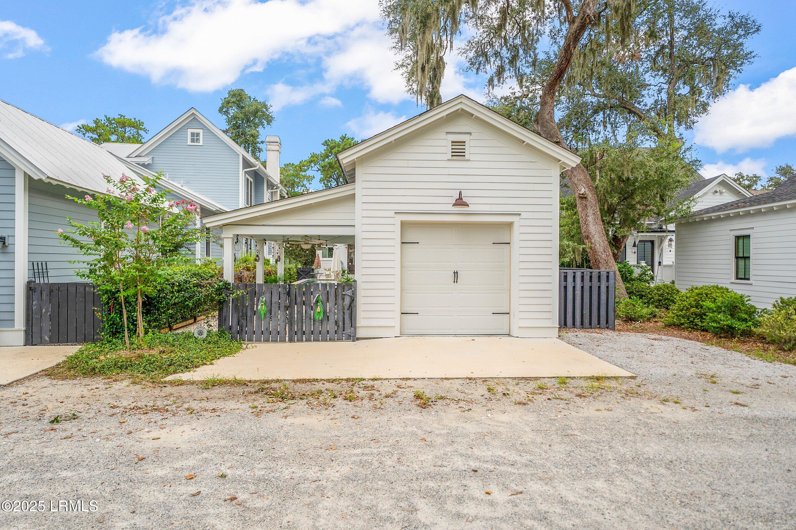 710 Water Street Beaufort, SC 29902 - Photo 21 of 77 DSC05848.jpg-SMALL