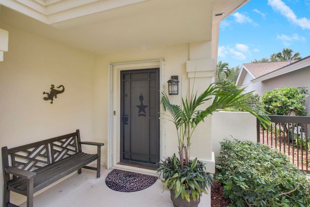 a view of entryway with a potted plant