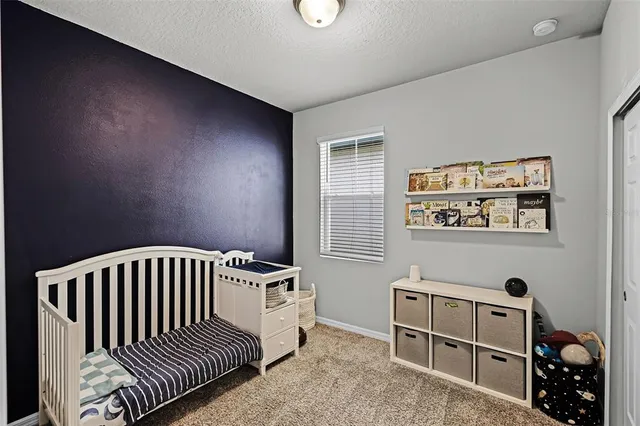 a view of livingroom with furniture