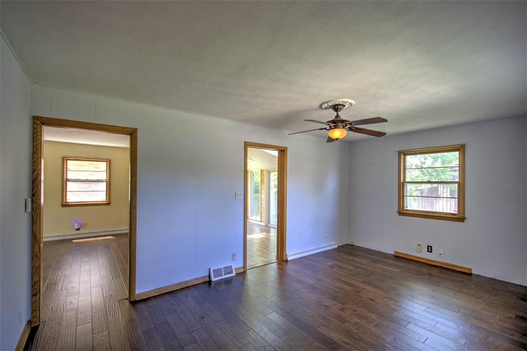 157 South Redwood Lane Decatur, IL 62522 - Photo 19 of 33
