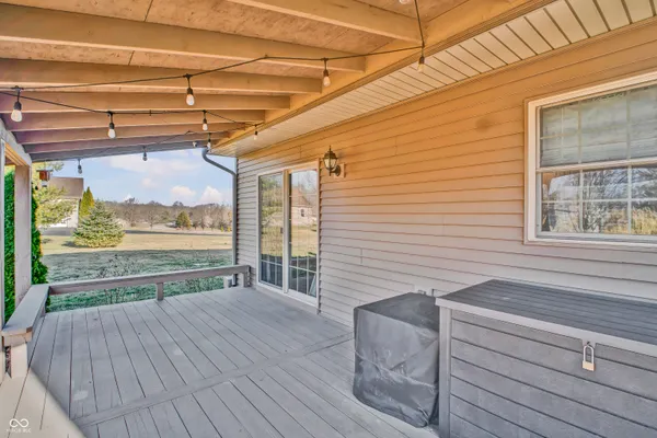$399,900 | 560 Woodridge, North Vernon, IN 47265
