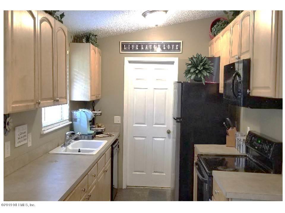 1958 Rothbury Drive Jacksonville, FL 32221 - Photo 10 of 24 Kitchen