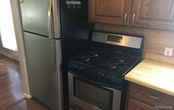 13432 Frazho Road Warren, MI 48089 - Photo 7 of 42