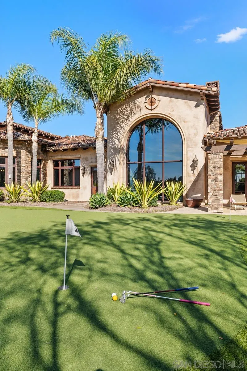 14778 El Rodeo Court Rancho Santa Fe, CA 92067 - Photo 18 of 31