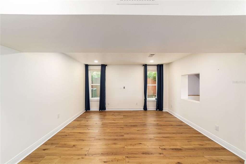 10399 Northeast 218th Lane Road Fort McCoy, FL 32134 - Photo 29 of 68 a view of an empty room