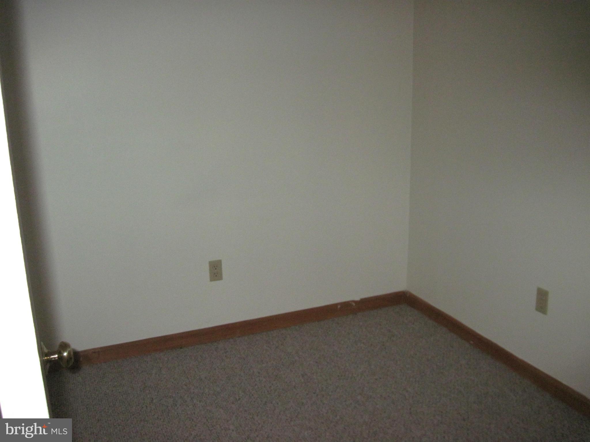 74 Robelei Drive Ranson, WV 25438 - Photo 9 of 14 Interior (General)