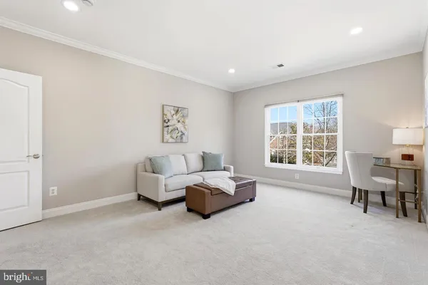 $6,250 | 19925 Interlachen Circle, Ashburn, VA 20147