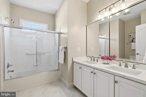 $6,250 | 19925 Interlachen Circle, Ashburn, VA 20147