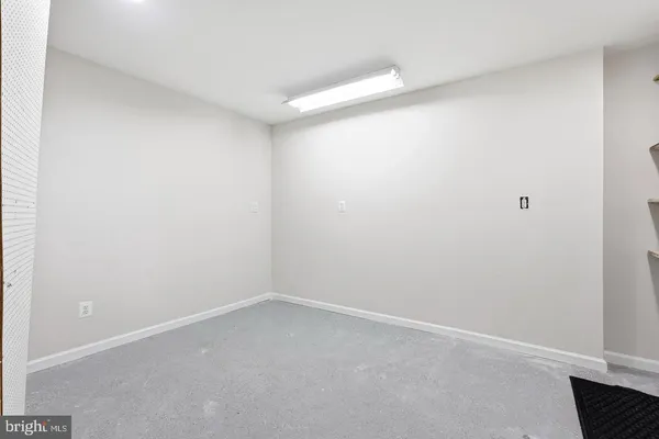 $6,250 | 19925 Interlachen Circle, Ashburn, VA 20147