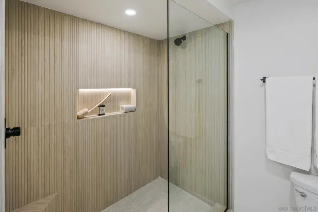 $7,000 | 12925 Caminito Del Canto, San Diego, CA 92014