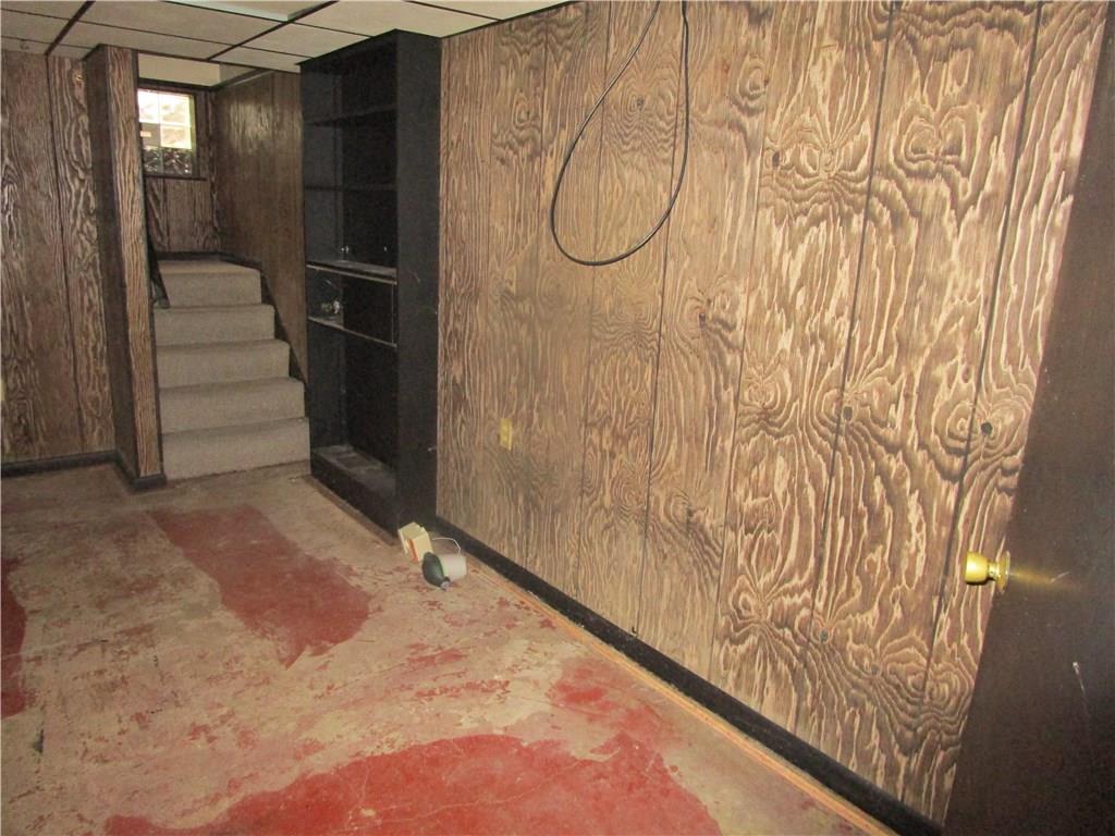845 Blue Ridge Road Pittsburgh, PA 15239 - Photo 15 of 18 gameroom