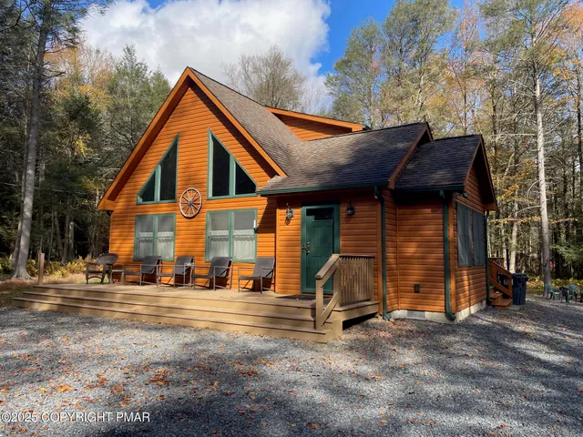 $349,000 | 27 Raintree Lane, Albrightsville, PA 18210