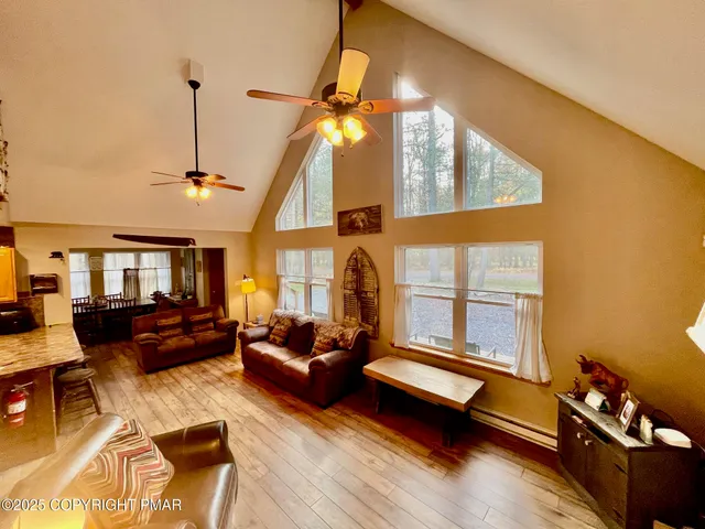 $349,000 | 27 Raintree Lane, Albrightsville, PA 18210