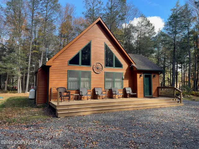 $349,000 | 27 Raintree Lane, Albrightsville, PA 18210