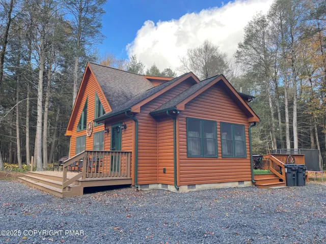 $349,000 | 27 Raintree Lane, Albrightsville, PA 18210