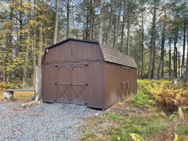 $349,000 | 27 Raintree Lane, Albrightsville, PA 18210