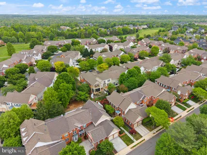 $890,000 | 43423 Wild Dunes Square, Leesburg, VA 20176