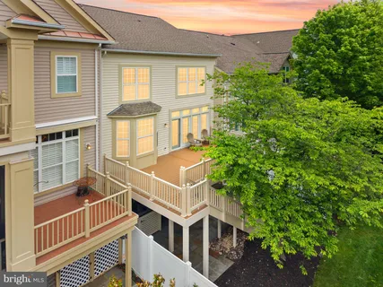 $890,000 | 43423 Wild Dunes Square, Leesburg, VA 20176