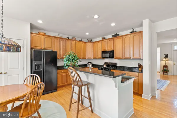 $915,000 | 43423 Wild Dunes Square, Leesburg, VA 20176