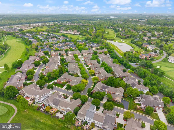 $915,000 | 43423 Wild Dunes Square, Leesburg, VA 20176