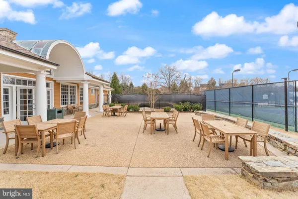 $915,000 | 43423 Wild Dunes Square, Leesburg, VA 20176