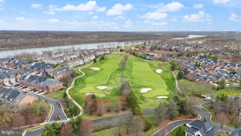 $890,000 | 43423 Wild Dunes Square, Leesburg, VA 20176