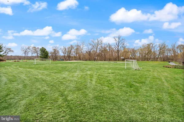 $915,000 | 43423 Wild Dunes Square, Leesburg, VA 20176