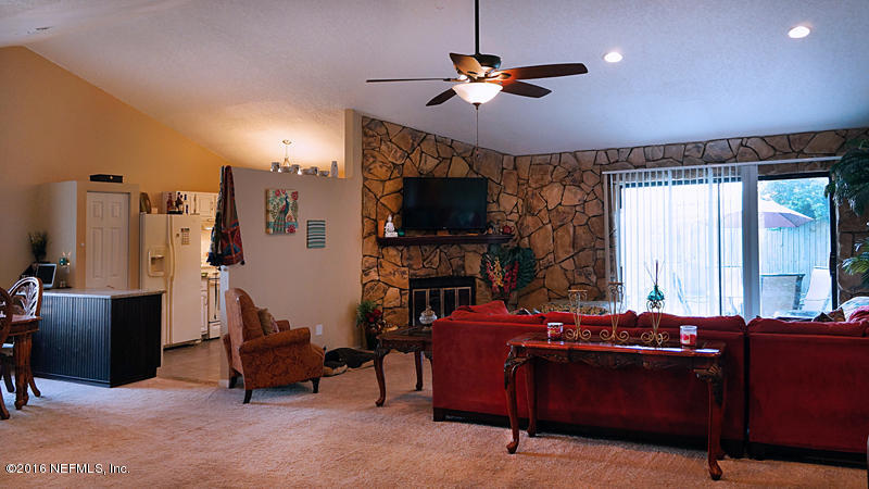 8325 Gemini Road Jacksonville, FL 32216 - Photo 2 of 16 2