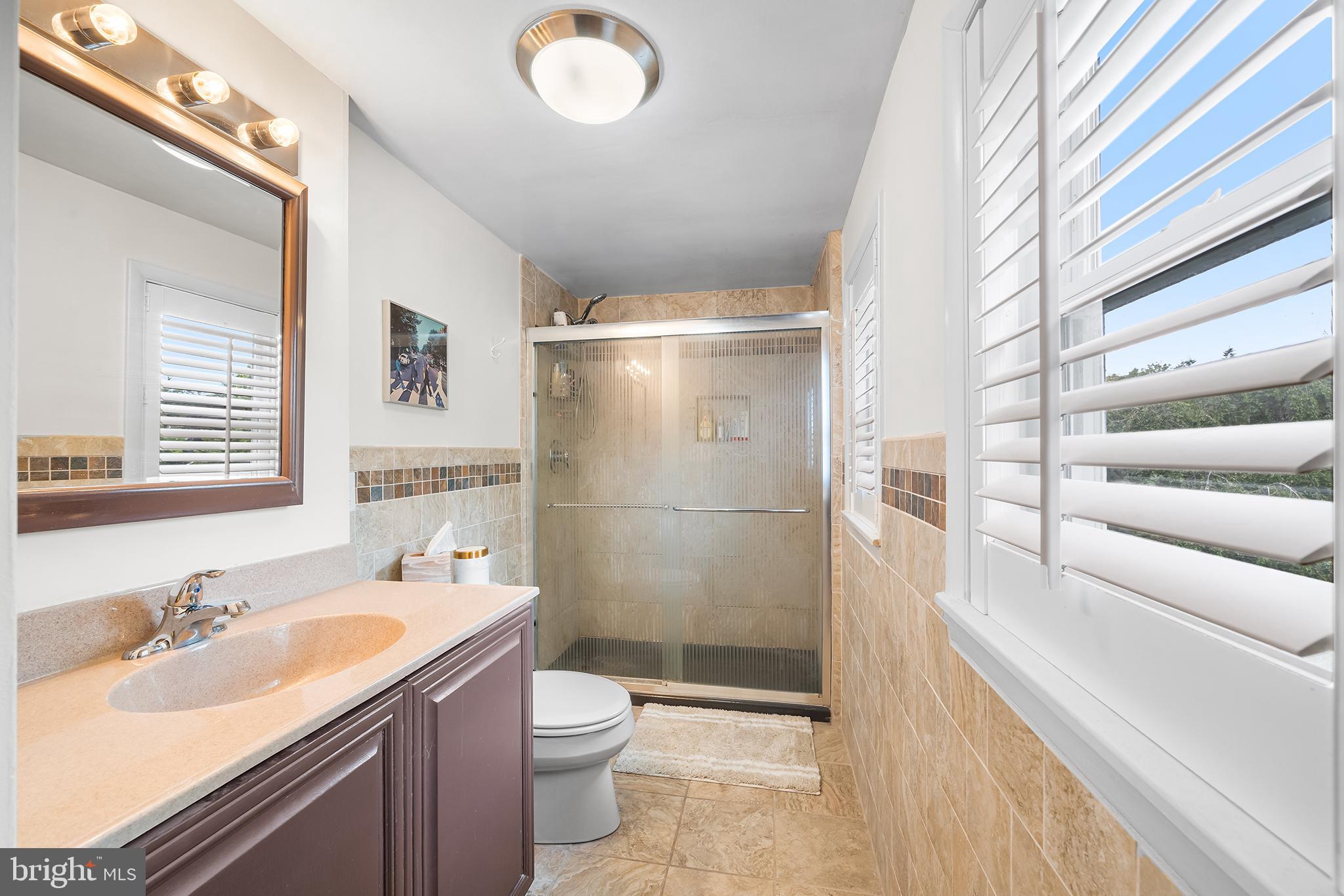 190 Pine Tree Road King of Prussia, PA 19406 - Photo 15 of 37 a bathroom with a sink toilet and shower