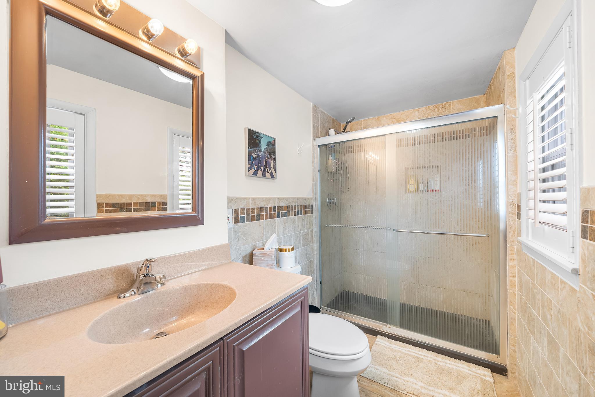 190 Pine Tree Road King of Prussia, PA 19406 - Photo 16 of 37 a bathroom with a sink toilet and shower