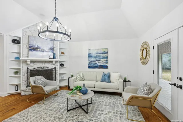 $2,650 | 25518 Hazy Hollow Drive, San Antonio, TX 78255