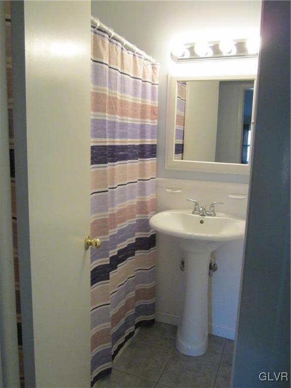 2908 Reading Road Allentown, PA 18103 - Photo 13 of 23 Gallery Image 13