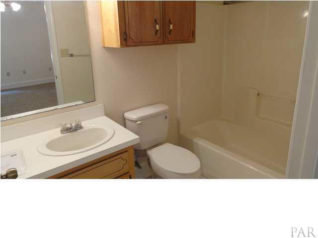 912 Rentz Avenue, Unit A&B Pensacola, FL 32507 - Photo 11 of 20