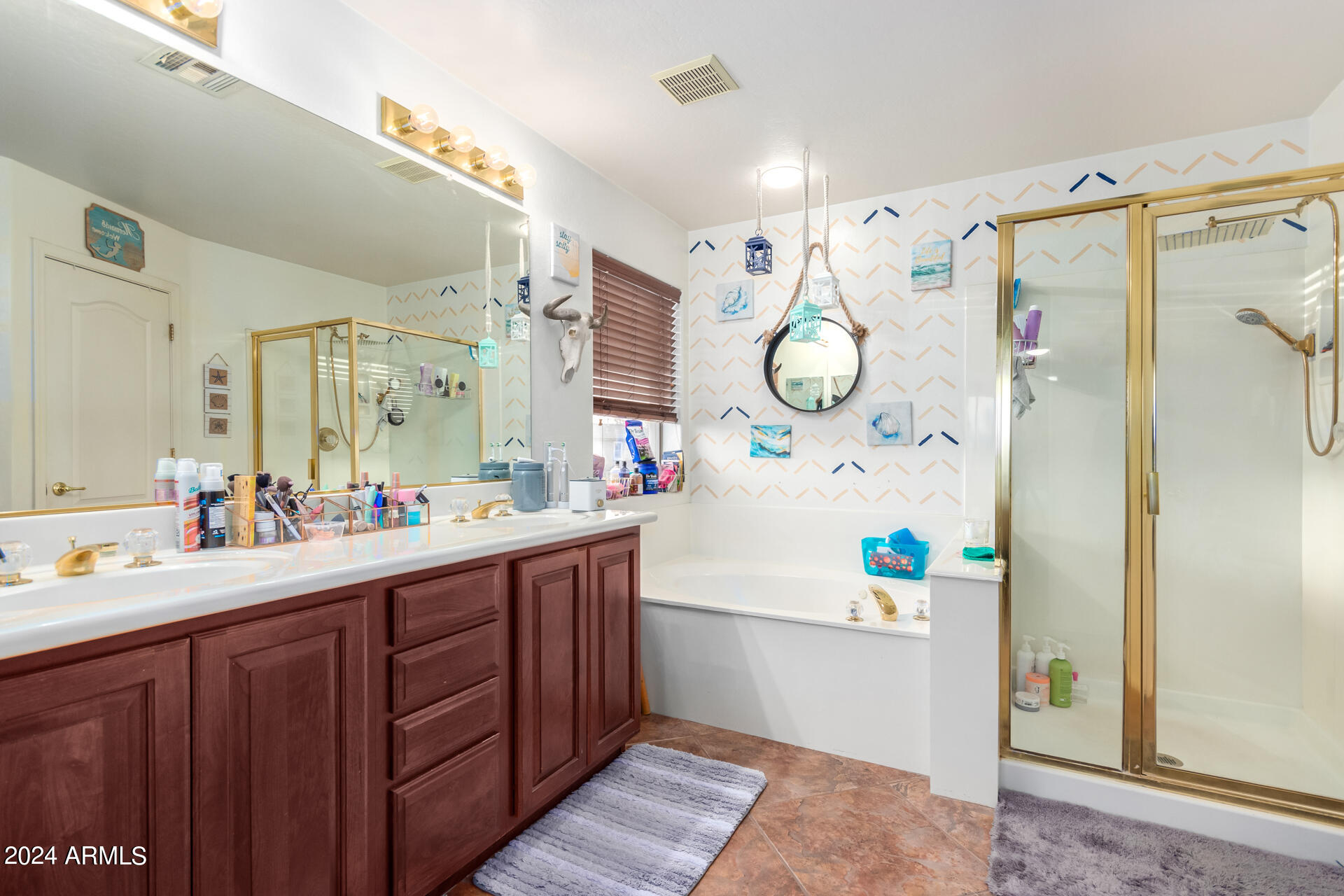 2529 West Florentine Road Phoenix, AZ 85086 - Photo 19 of 69 0018-18 - Florentine