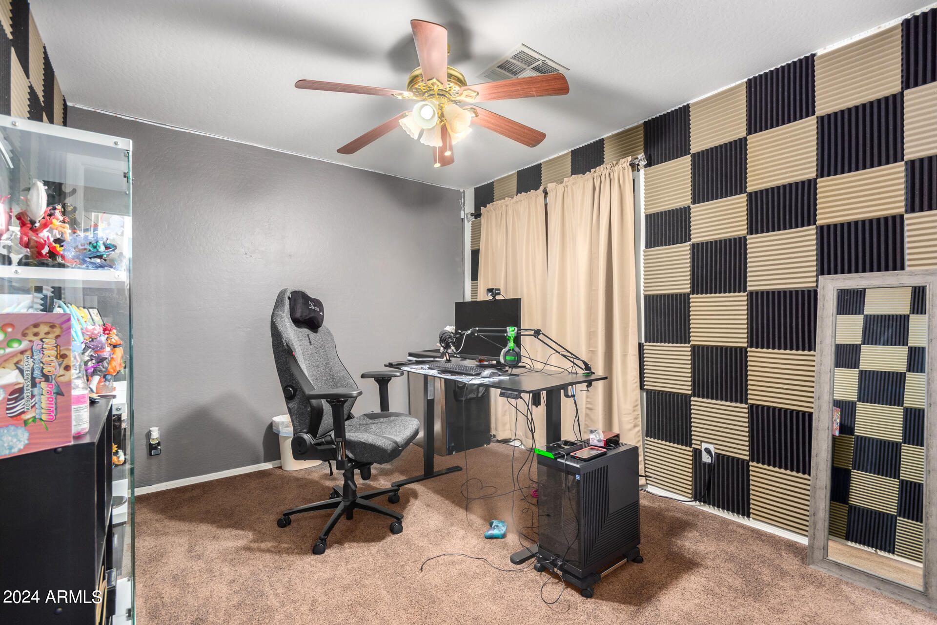 2529 West Florentine Road Phoenix, AZ 85086 - Photo 28 of 69 0028-28 - Florentine