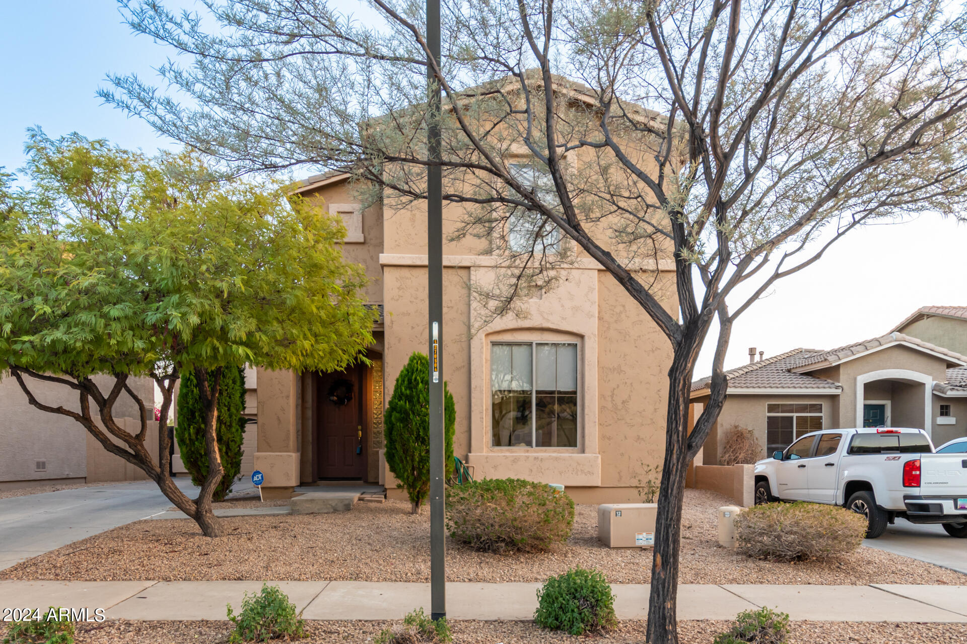 2529 West Florentine Road Phoenix, AZ 85086 - Photo 3 of 69 0002-02 - Florentine