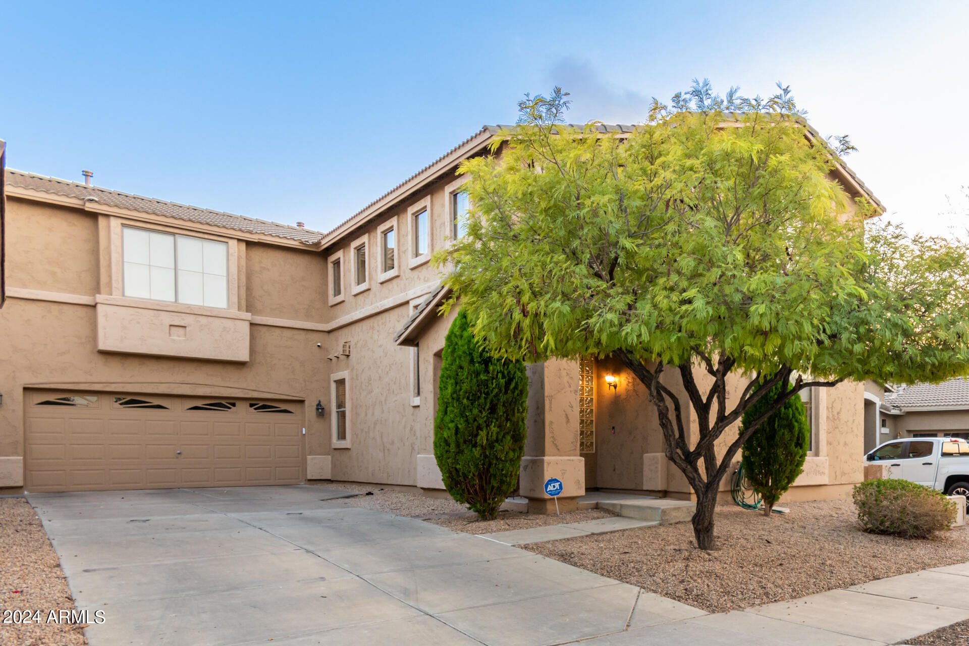 2529 West Florentine Road Phoenix, AZ 85086 - Photo 8 of 69 0006-06 - Florentine