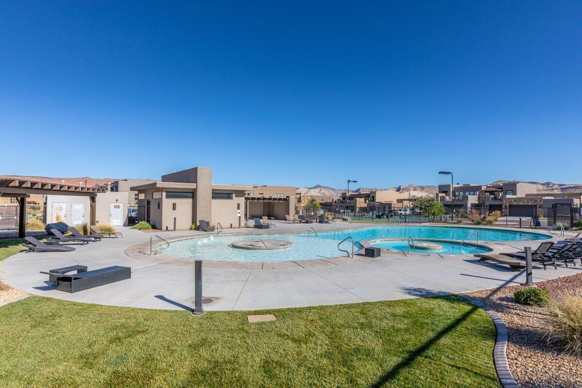 4845 Fishers Is Way St. George, UT 84770 - Photo 40 of 41 pool4