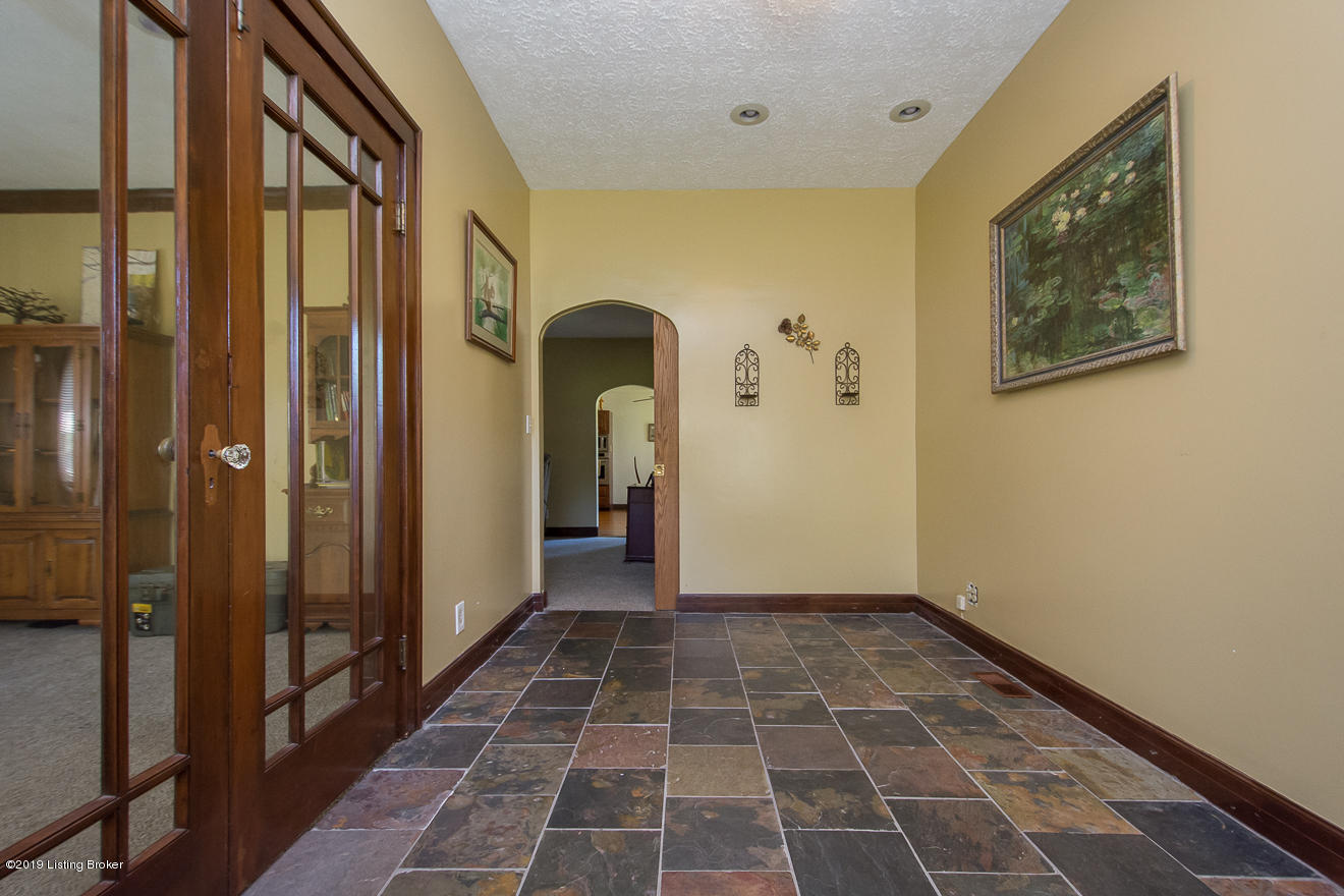 6714 Glendale Road Louisville, KY 40291 - Photo 5 of 43 Glendale -7