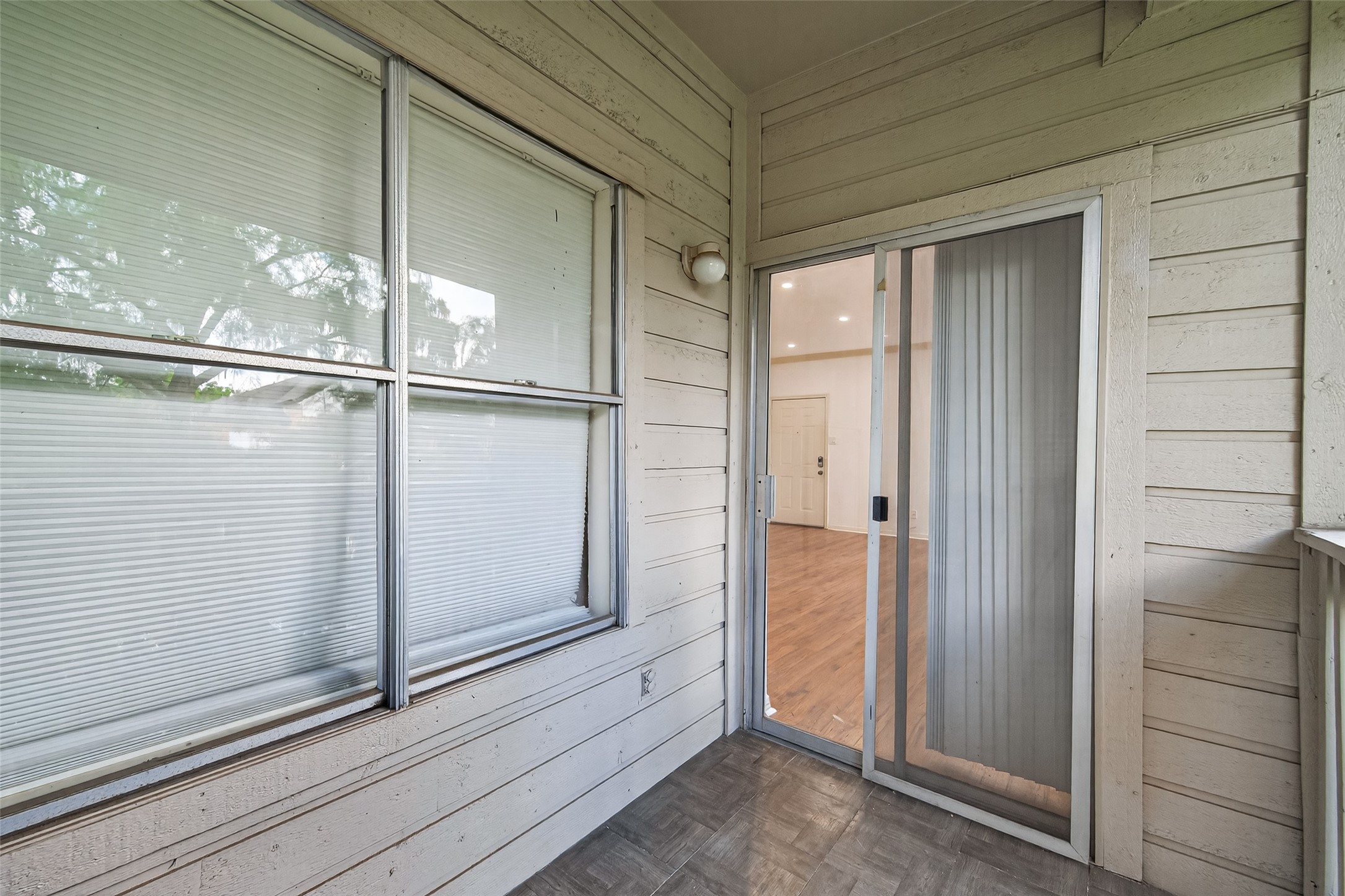4041 Drake Street, Unit 203 Houston, TX 77005 - Photo 22 of 26 a view of closet area