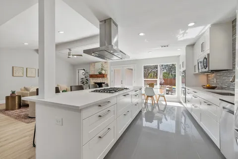 $1,400,000 | 3411 Cactus Wren Way, Austin, TX 78746