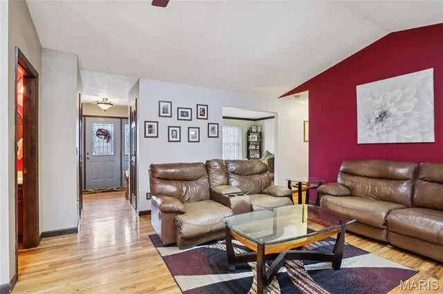 $449,900 | 4 Cedar Point, Collinsville, IL 62234