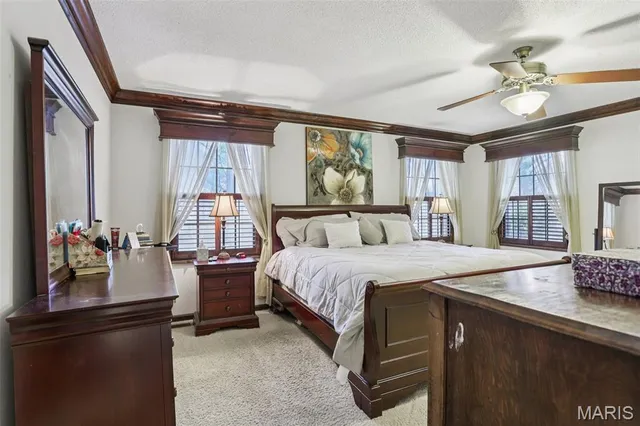 $449,900 | 4 Cedar Point, Collinsville, IL 62234