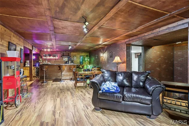 $449,900 | 4 Cedar Point, Collinsville, IL 62234