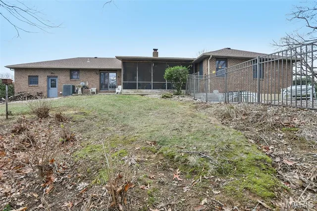 $449,900 | 4 Cedar Point, Collinsville, IL 62234