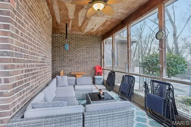 $449,900 | 4 Cedar Point, Collinsville, IL 62234