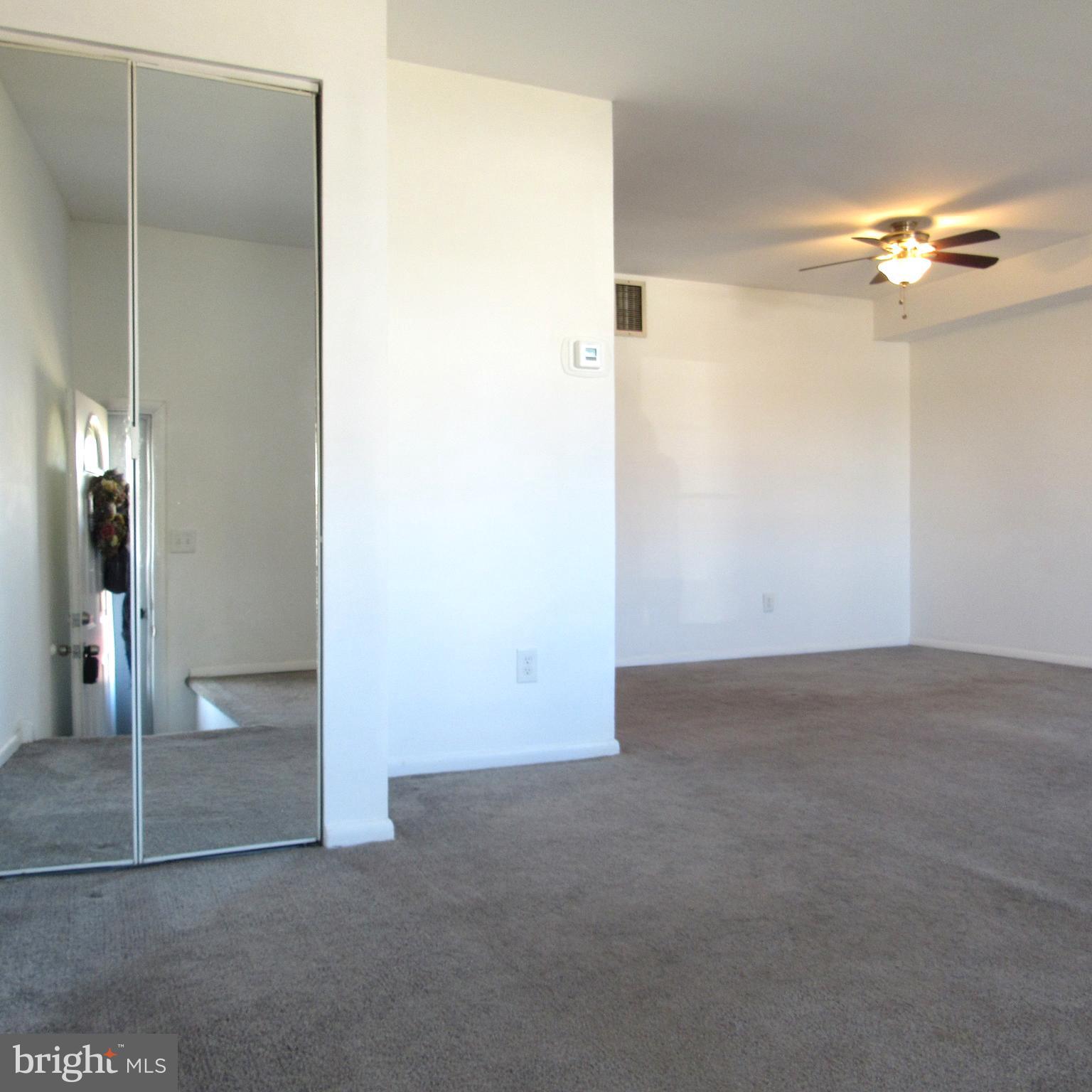 3340 South Keswick Road Philadelphia, PA 19114 - Photo 4 of 32 Gallery Image 4