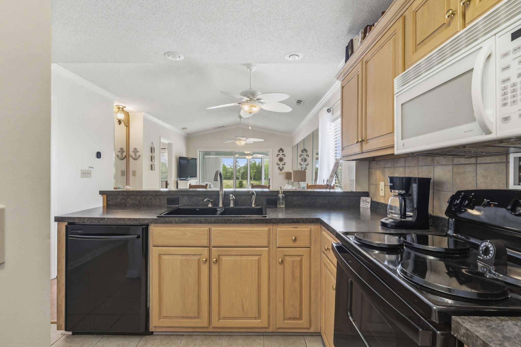 214 Landing Road, Unit I North Myrtle Beach, SC 29582 - Photo 9 of 35 Gallery Image 9