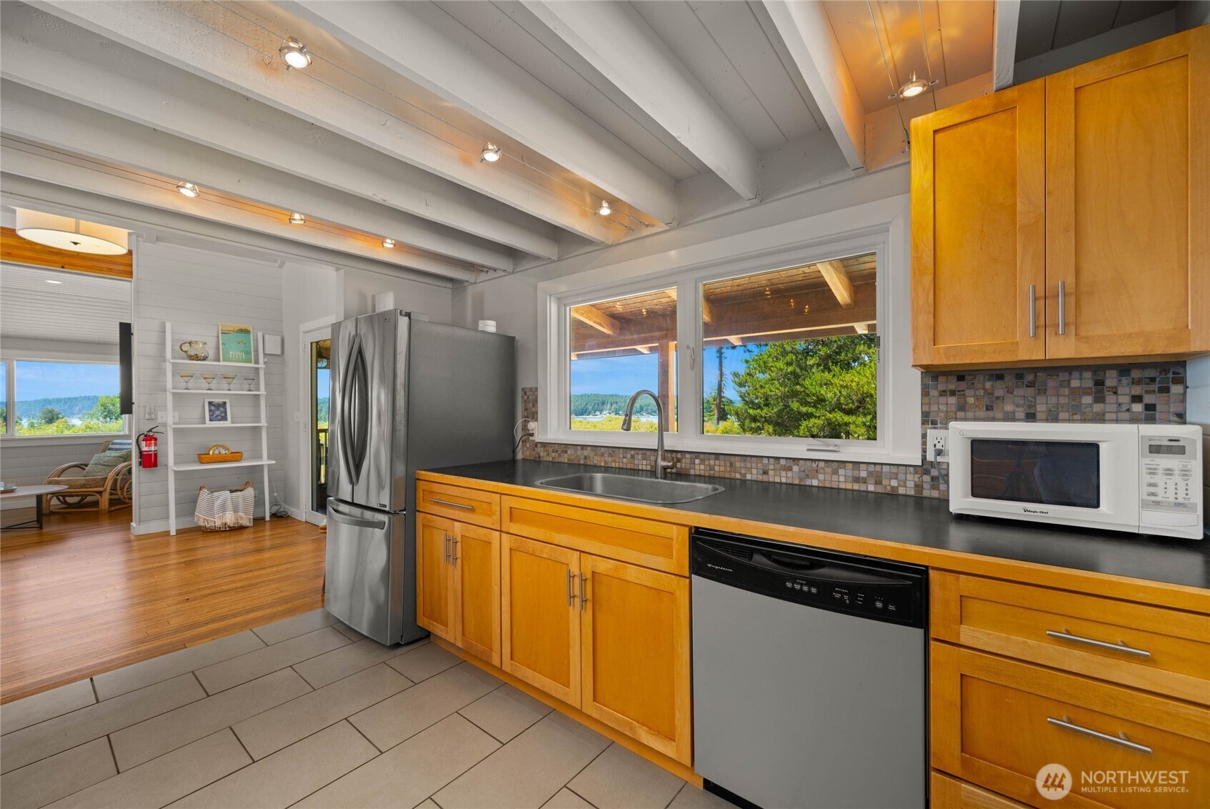 44 Lopez Way Decatur Island, WA 98221 - Photo 6 of 40 Gallery Image 6